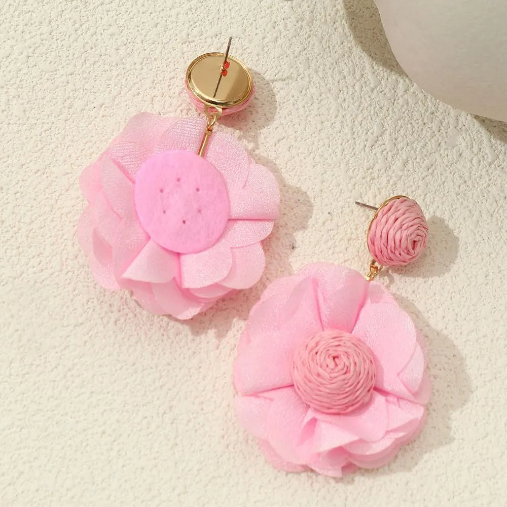 Boho Raffia Dangle Earrings,Handmade Rattan Tropical Flower Earrings for Summer Beach Vacation, Statement Drop Dangling Earrings for Women