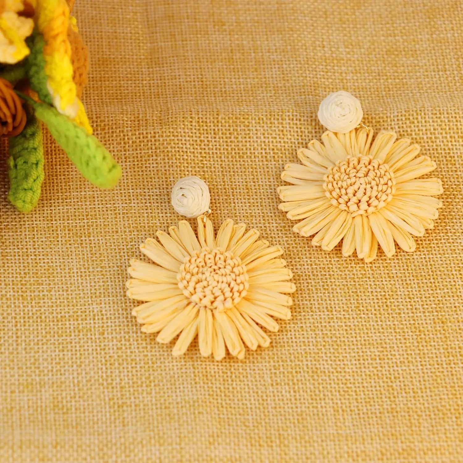 Boho Statement Raffia Starfish Flower Earrings for Women Handmade Bohemia Summer Beach Jewelry Drop Dangle Earrings