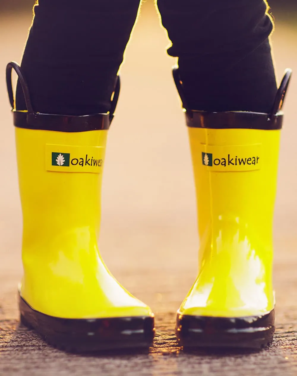 CHILDREN’S RUBBER RAIN BOOTS, YELLOW & BLACK