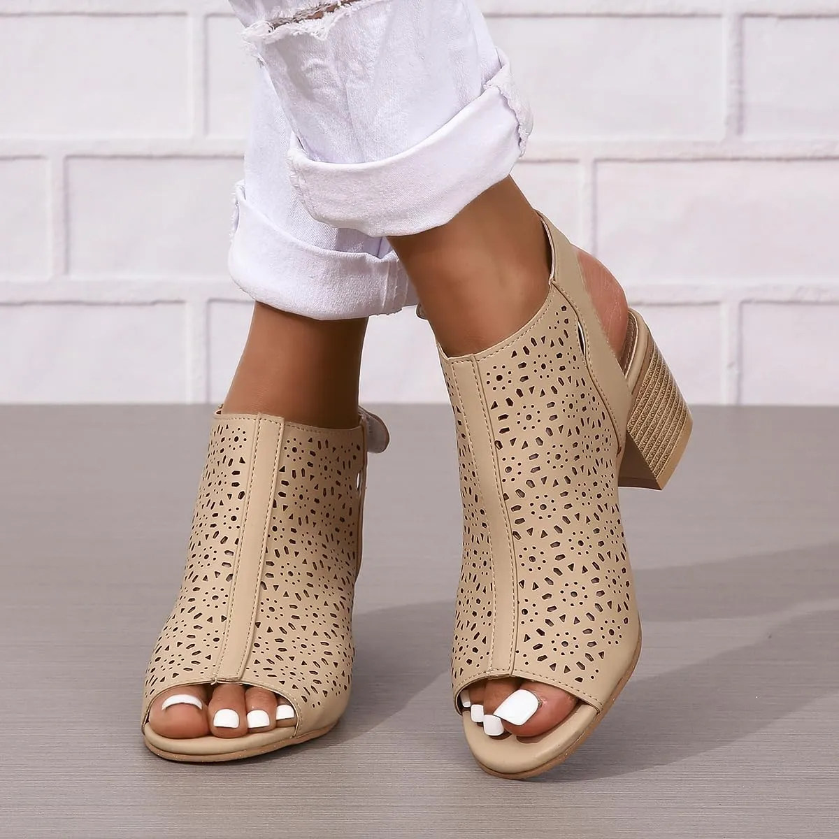 Chunky Sandals for Women Orthopedic Fashion Non Slip Middle Heels Breathable Hollow Out Slingback Sandals Ladies Elegant Summer Walking Shoes and Hook And Loop Closure