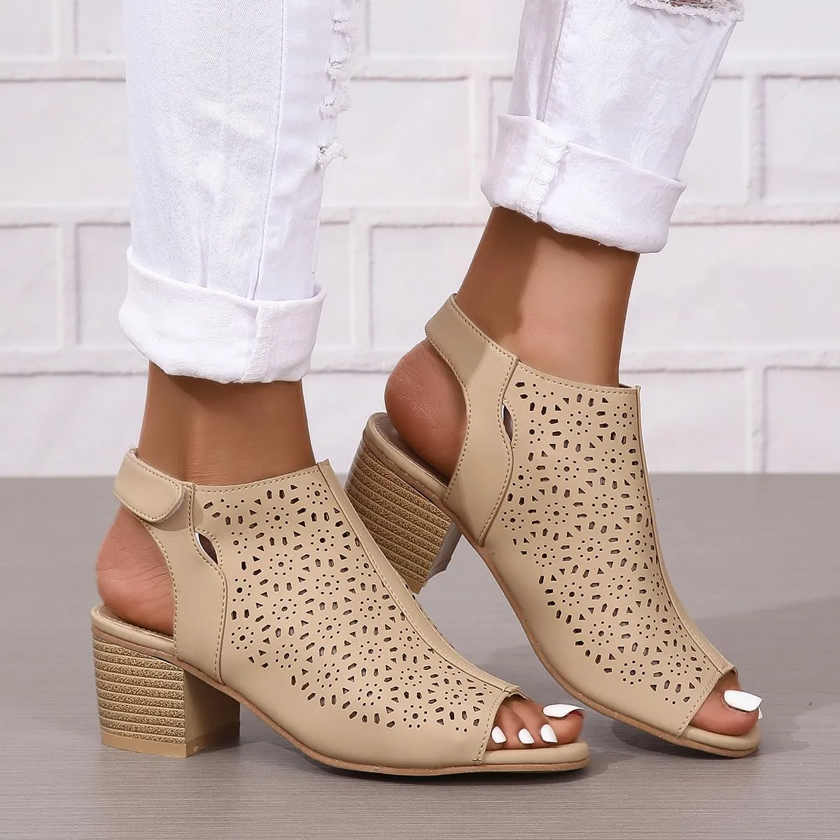 Chunky Sandals for Women Orthopedic Fashion Non Slip Middle Heels Breathable Hollow Out Slingback Sandals Ladies Elegant Summer Walking Shoes and Hook And Loop Closure