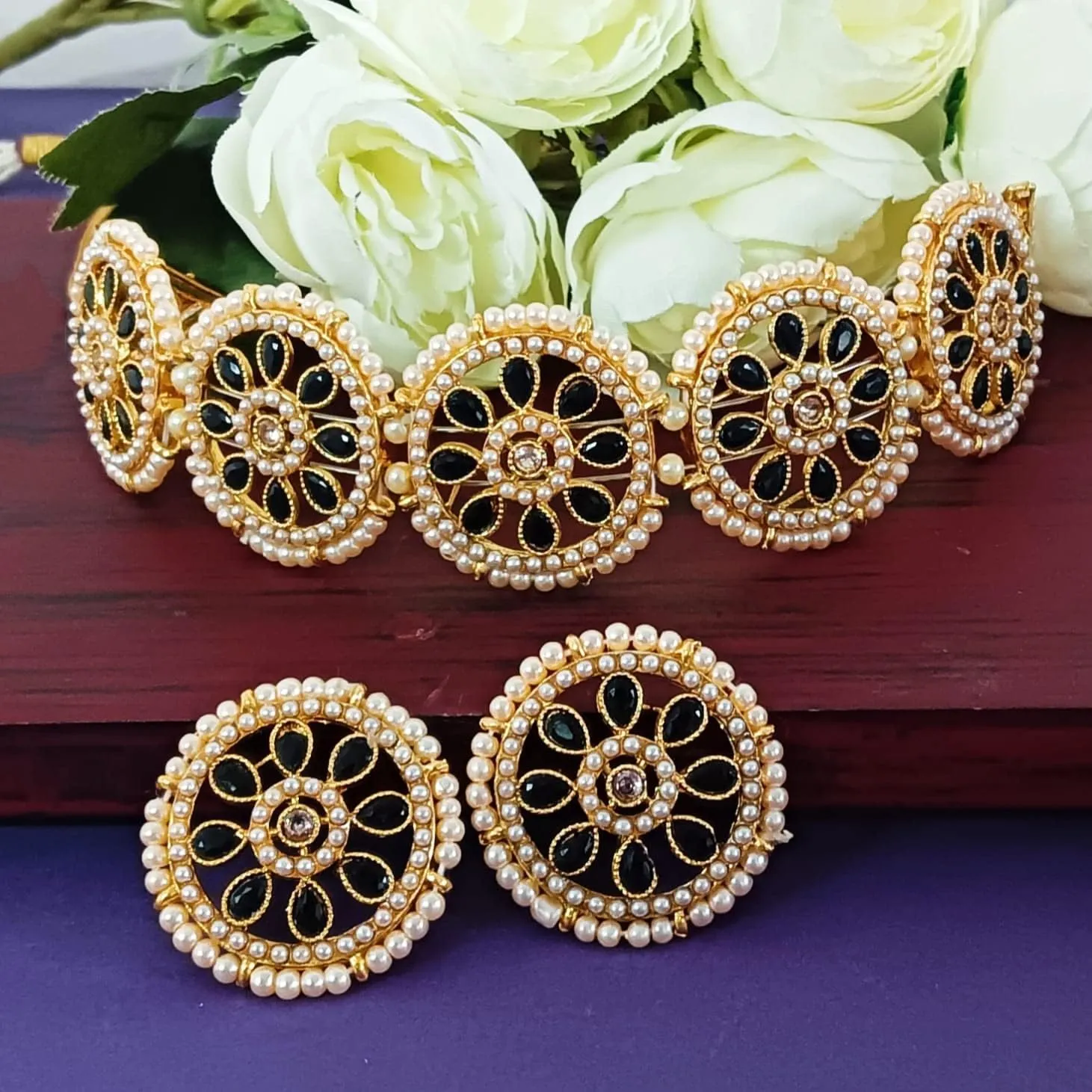 Efulgenz Pearl Choker Necklace and Earring Set Indian Jewelry Sets for Women Bollywood Jewelry Faux Pearl Floral Crystal Choker Necklace Stud Earrings Wedding Jewelry Set for Women