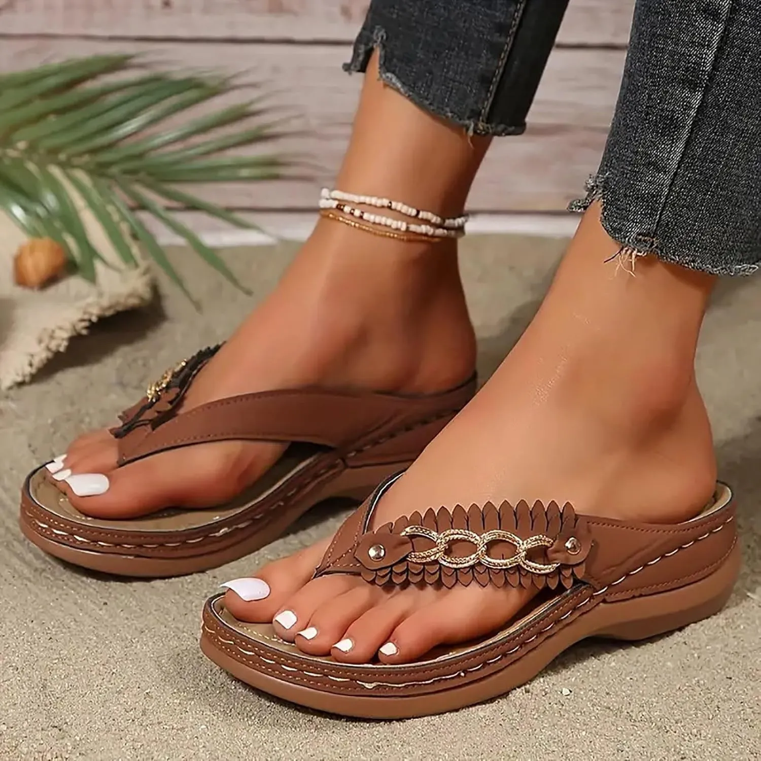Flip Flops for Women Metal Buckle Beach Slippers Summer Comfort Walking Non Slip Casual Thong Orthopedic Sandals