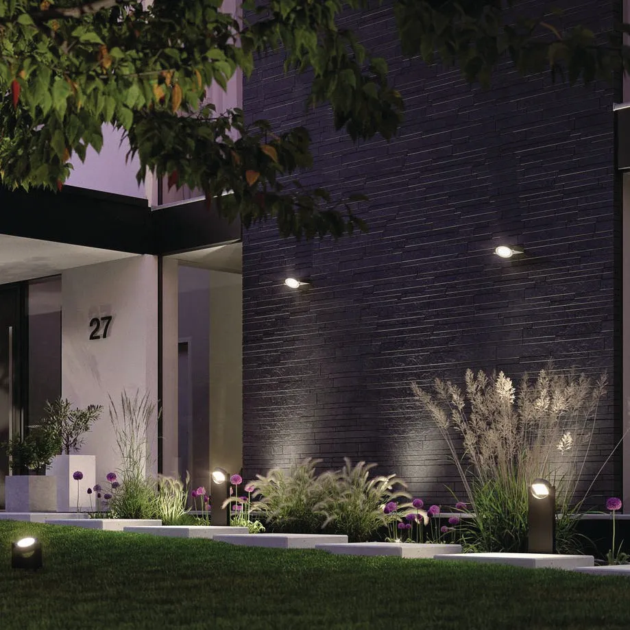 Outdoor Swivea 8W LED Wall Light in Anthracite