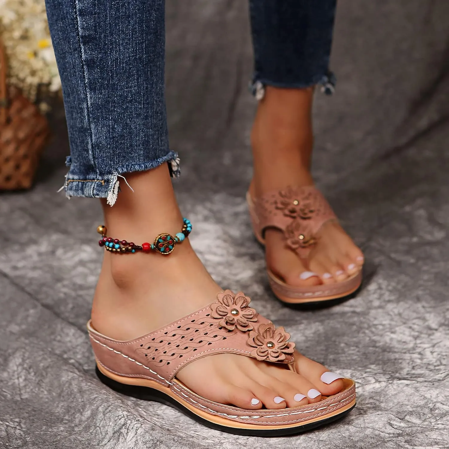 peqiut Platform Sandals Women Summer Comfortable Lightweight Breathable Orthopedic Sandals Women Dressy Womens Sandals 2024