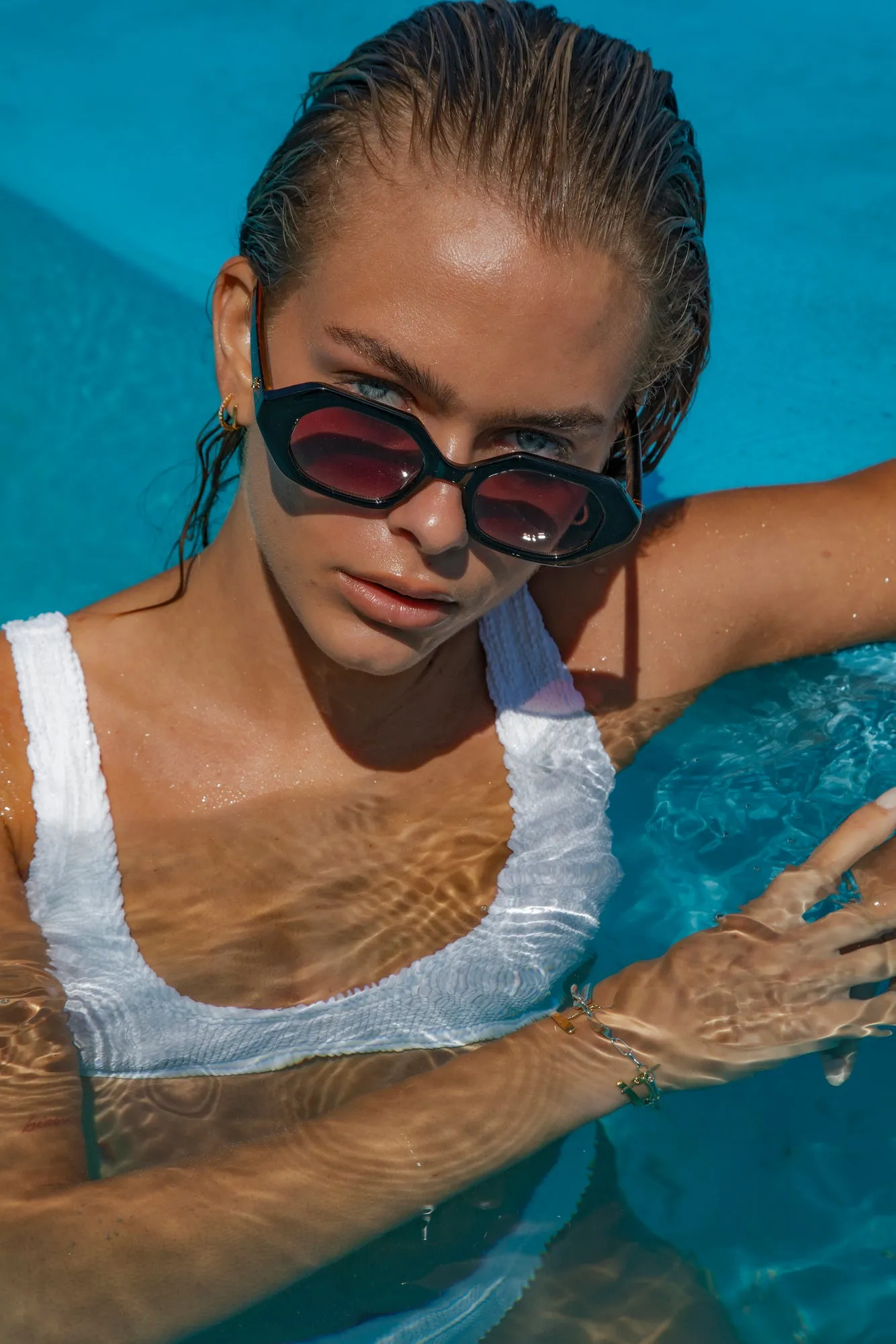 PETA   JAIN Muse Sunglasses Black Tort