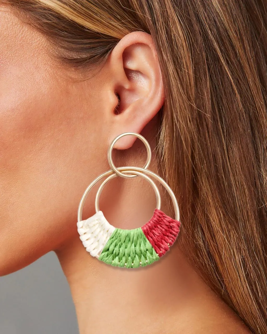 Raffia Hoop Earrings for Women Fun Boho Summer Beach Earrings Lightweight Handmade Straw Wicker Rattan Dangle Earrings Statement Geometric Round Drop Earrings