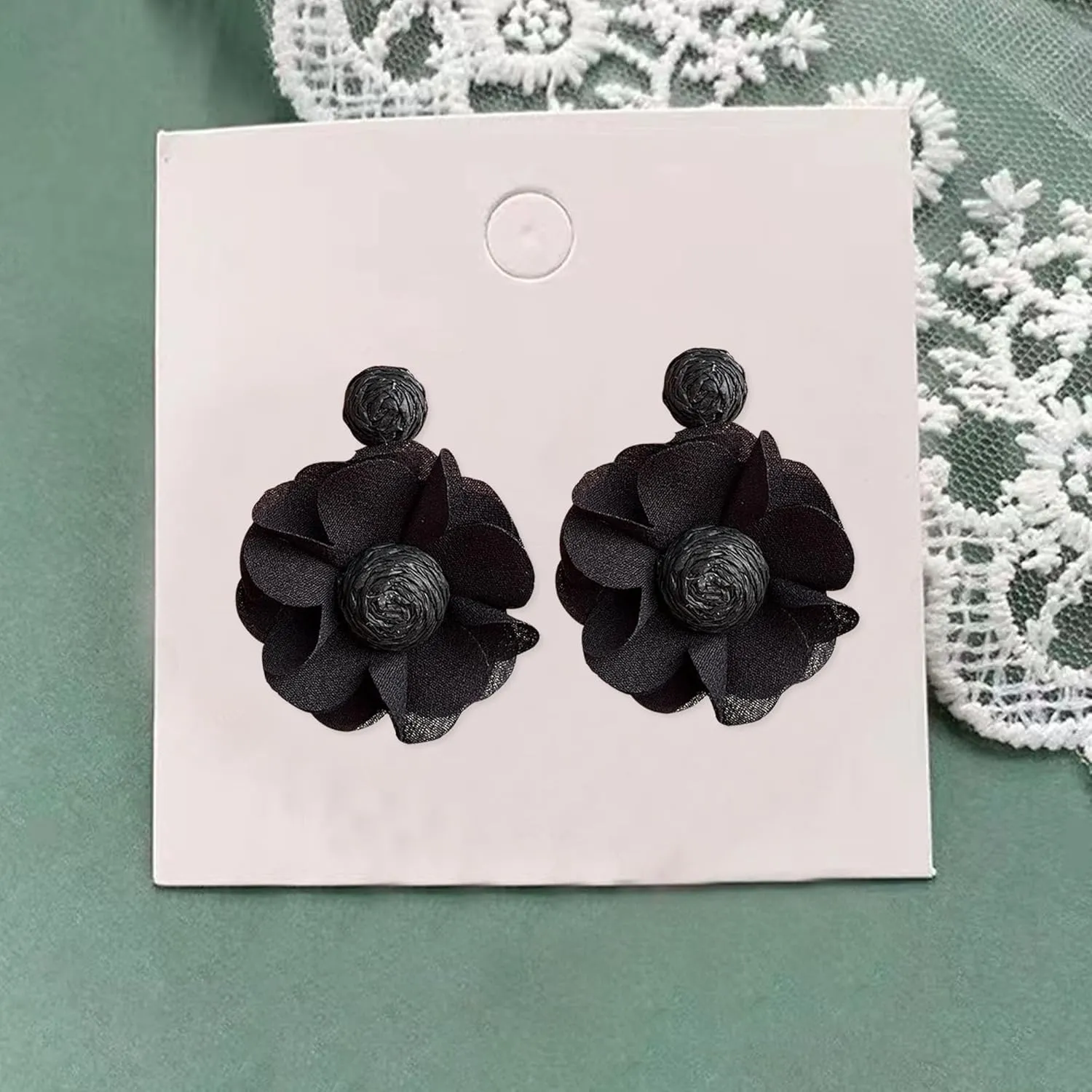 Rattan Flower Drop Earrings Raffia Dangle Boho Statement Earrings for Women