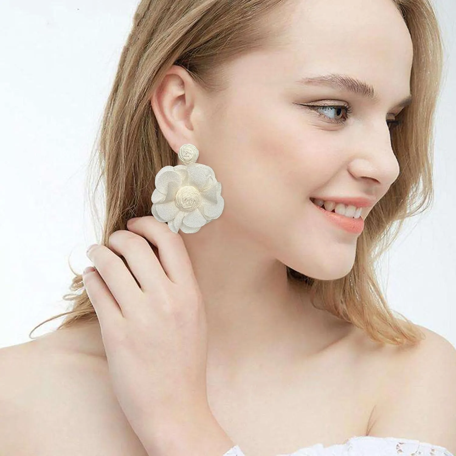 Rattan Flower Drop Earrings Raffia Dangle Boho Statement Earrings for Women