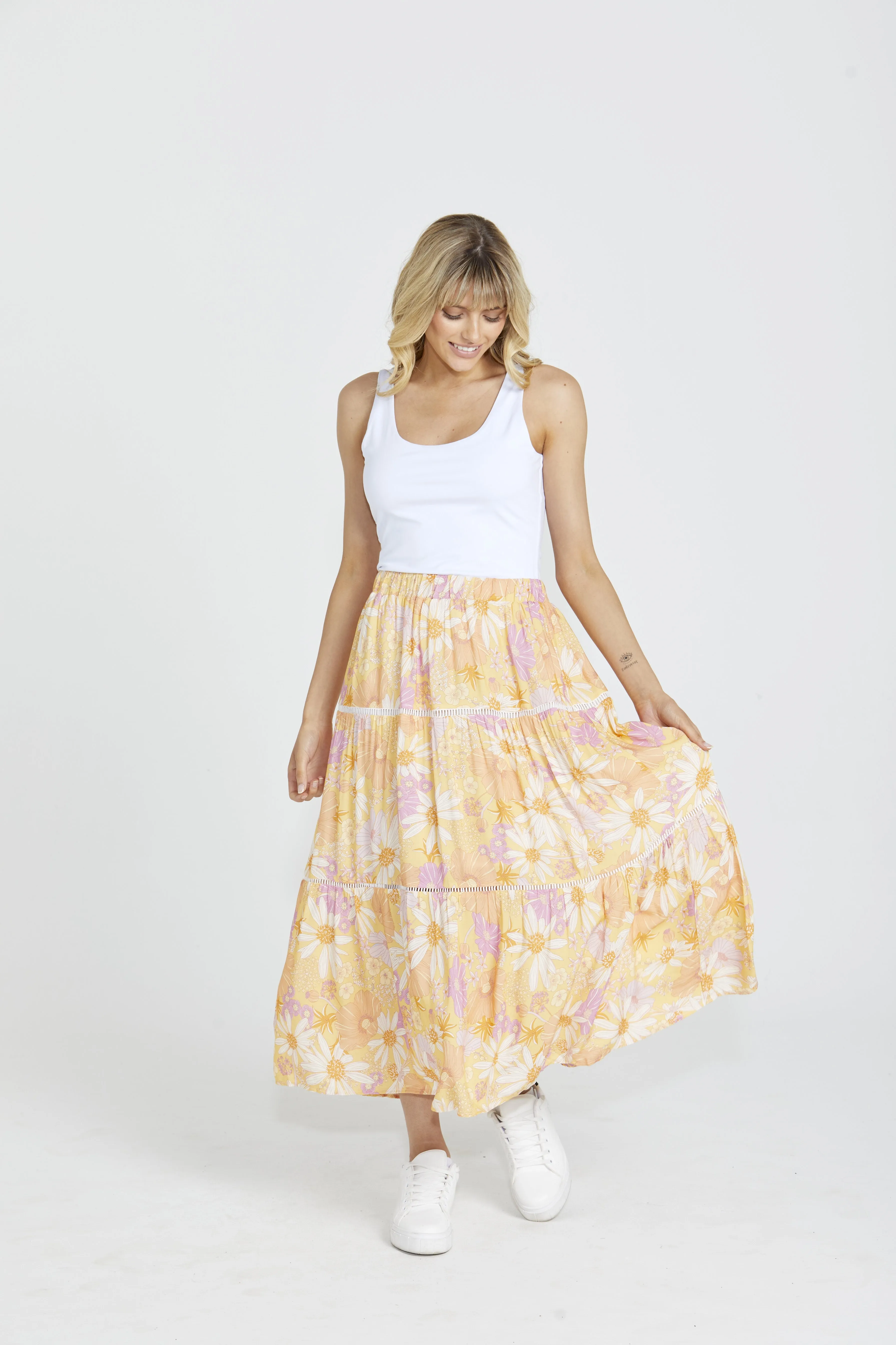 SASS MONTANA TIERED SKIRT- TROPICAL FLORAL<<<<SALE>>>>>