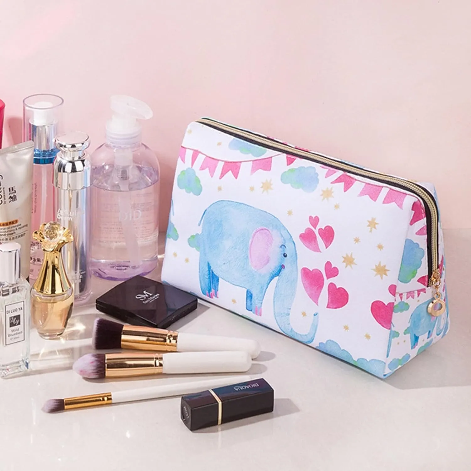 Stylish Cosmetic Bag Your Versatile Travel Companion for Organizing Makeup and Toiletries Effortlessly. (Bule elephant)