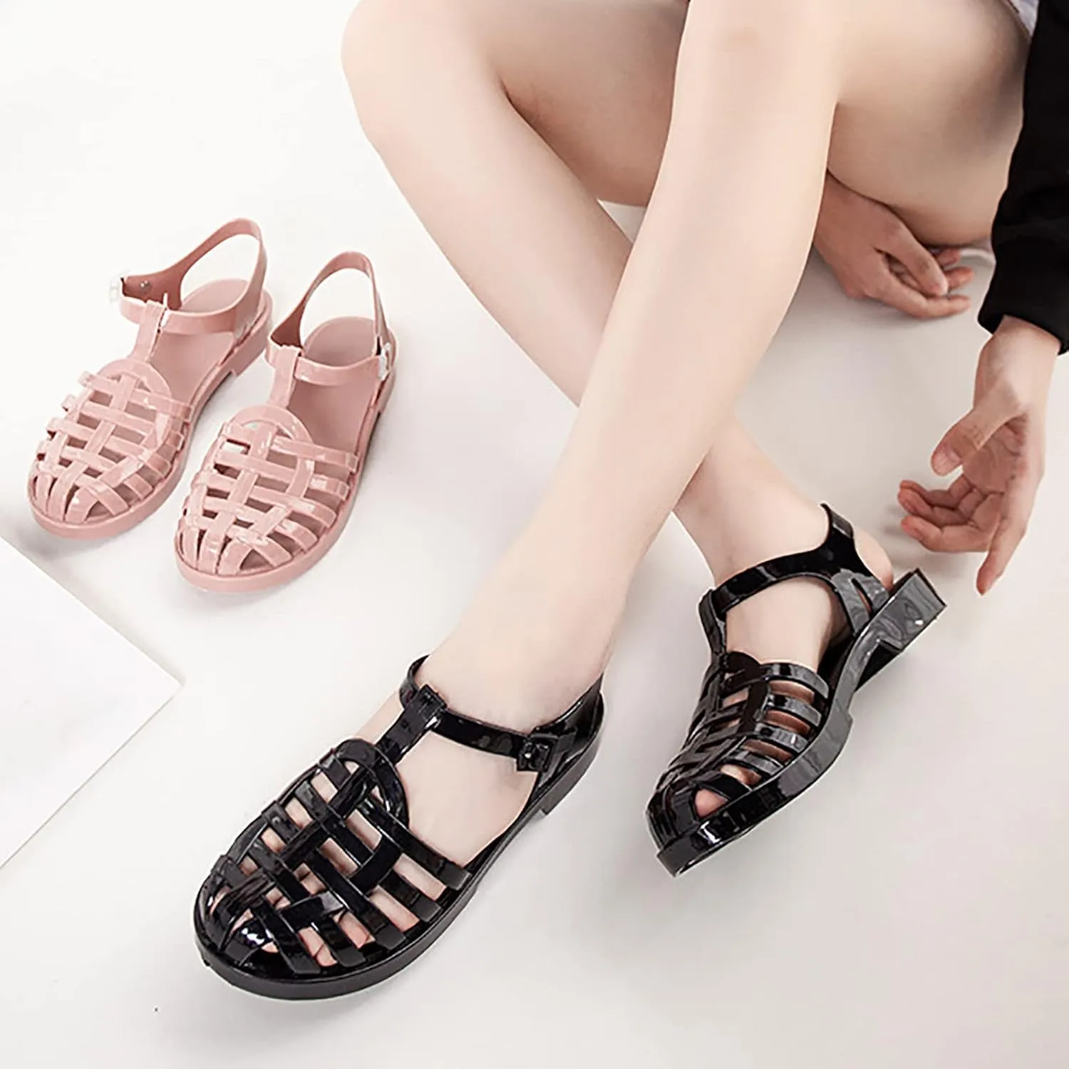 Women Jelly Sandals Adjustable Buckle T-Strap Round Toe Slingback Flats Summer Slip On Walking Shoes Close Toe Hollow Out Rain Shoes