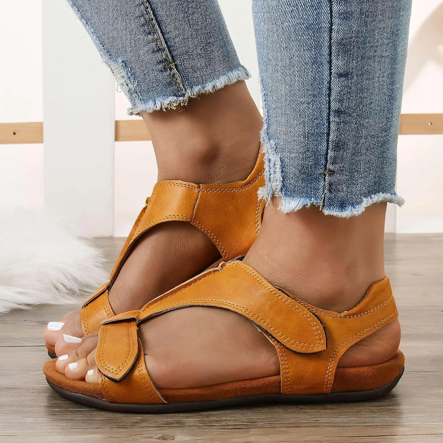Women's Flat Sandals Arch Support Orthopedic Sandals for Women 2025 Comfortable Soft Cushion Sandal Fashion Summer Beach Vacation Comfort Shoes