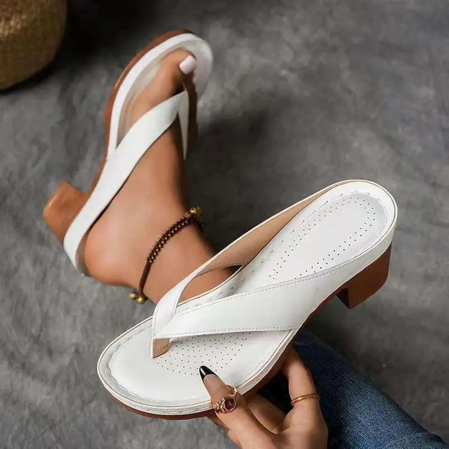 Women's Flat Sandals Summer Thong Slide Bohemian Walking Sandal Dress Shoes Anti-slip Low Heels Sandal Summer