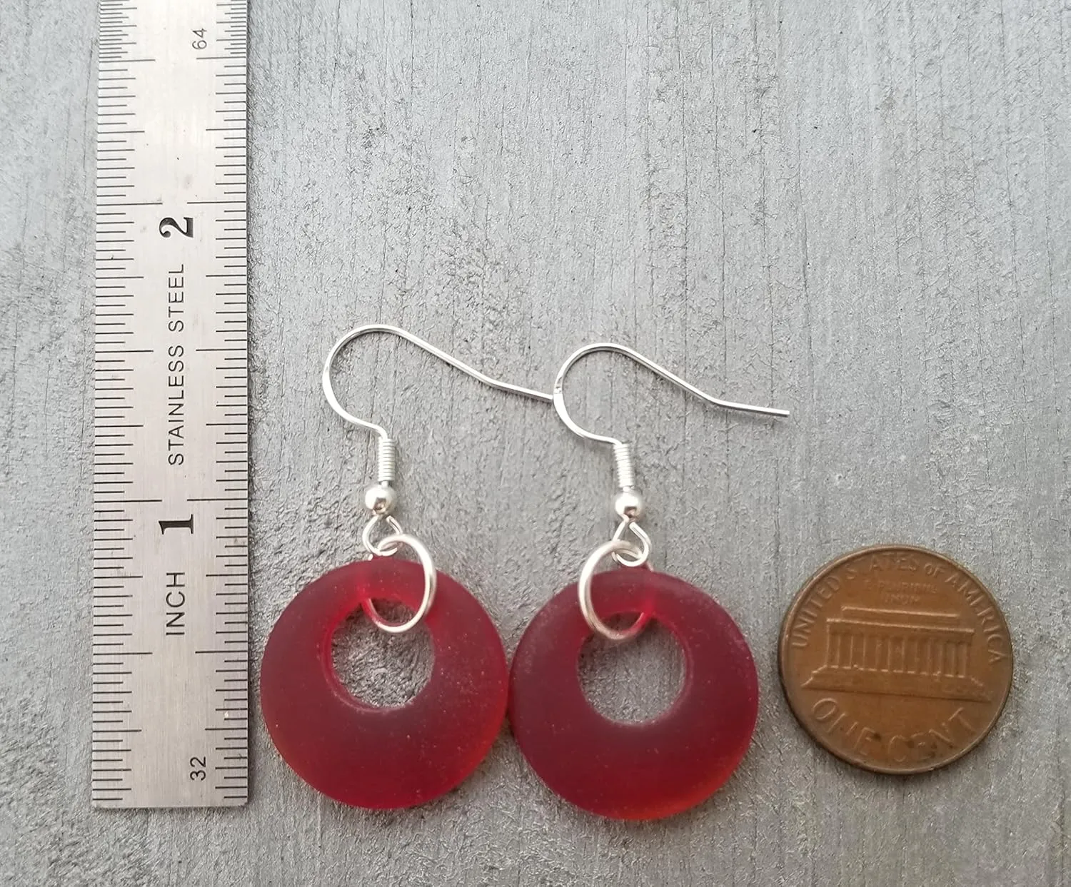 Yinahawaii Sea Glass Earrings, Hawaiian Jewelry For Women Handmade Earrings, Minimalist Circle Beach Jewelry, Sea Glass Jewelry Beach Earrings, Birthday Gift For Girls (July Birthstone - Ruby Red)